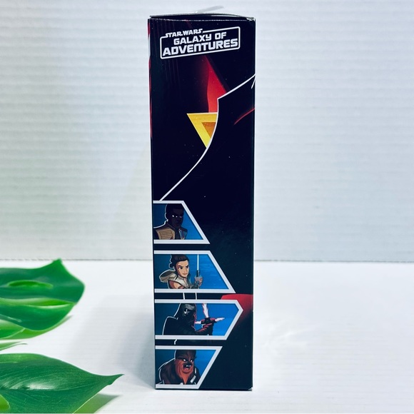 STAR WARS Galaxy of Adventures Darth Vader 5"-Scale Action Figure NEW - Picture 6 of 9